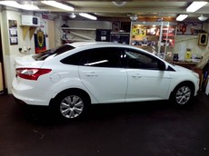 Тонировка стёкол автомобиля Ford Focus 3 2013